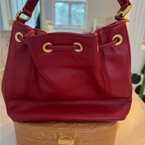 Aurielle Red and Gold Shoulder Bag with Drawstring Closure - Picture 2 of 8